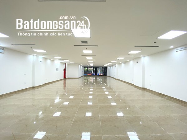 Bán Tòa Văn Phòng 9 Tầng Mặt Bờ Sông Sét, Đường Giải Phóng.DT 380m2. Giá 120 TỶ