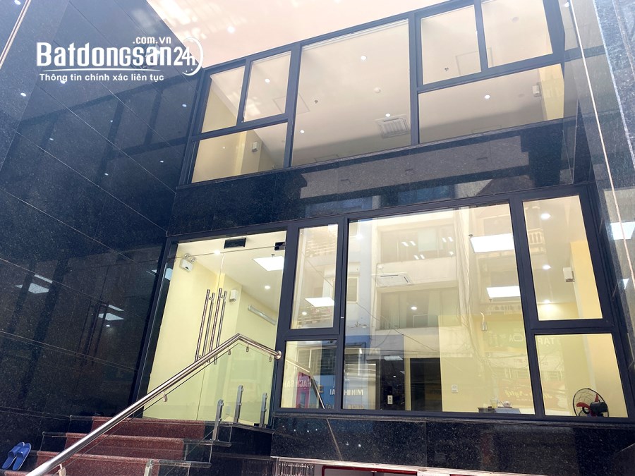 Bán Tòa Văn Phòng 9 Tầng Mặt Phố Nguyễn Viết Xuân,Vị Trí Đắc Địa. DT 93m2. Giá 33TY
