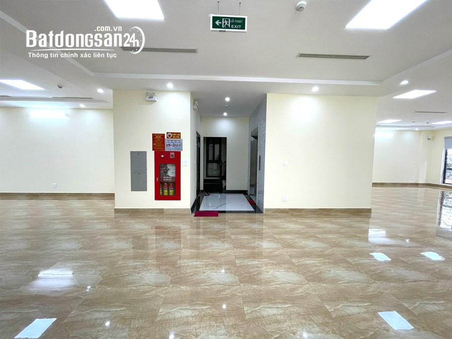Bán Tòa Văn Phòng 9 Tầng Xây Mới MP Khâm Thiên.Vị Trí Đắc Địa. DT 290m2. Giá 135 TỶ