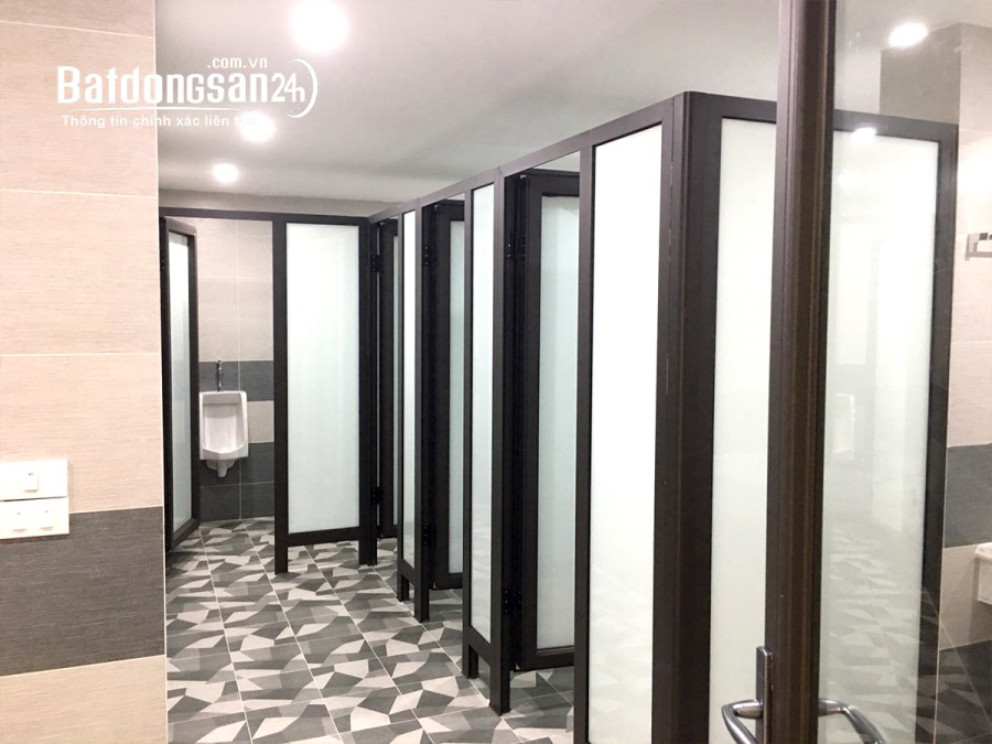 Bán Tòa Văn Phòng 9 Tầng Xây Mới MP Khâm Thiên.Vị Trí Đắc Địa. DT 290m2. Giá 135 TỶ