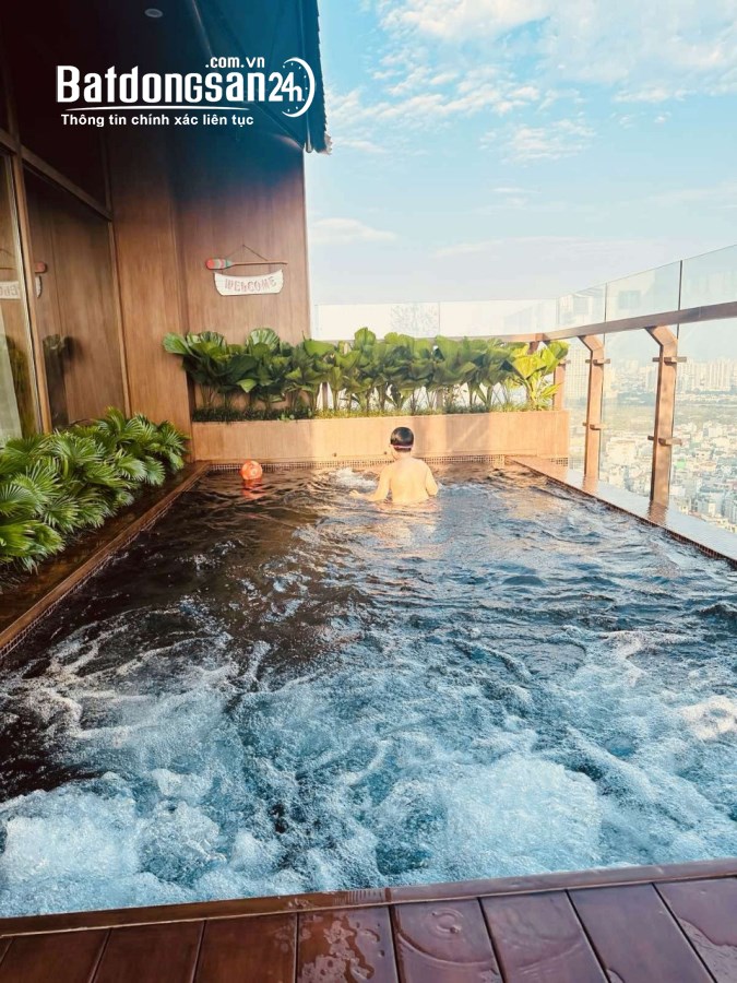 Bán căn Penthouse Golden Palace Mễ Trì 500m full nội thất ốp gỗ bể bơi view Công viên