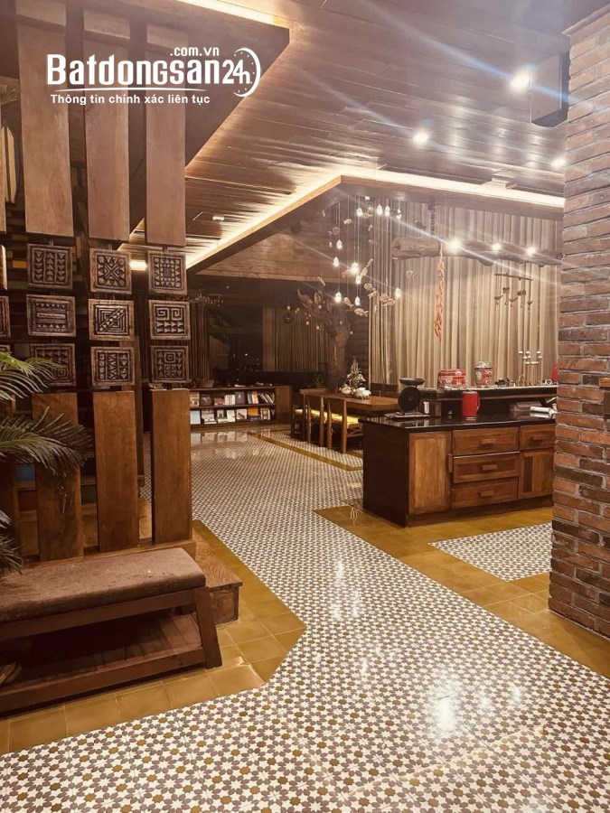 Bán căn Penthouse Golden Palace Mễ Trì 500m full nội thất ốp gỗ bể bơi view Công viên