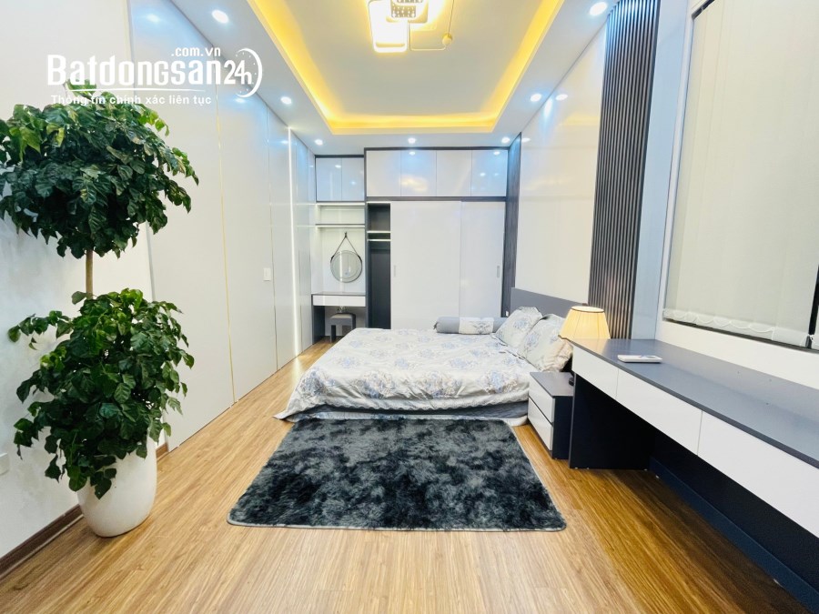 Cần bán căn 4 tầng 45m2 phố Cảm Hội. LH: 0975.997.166