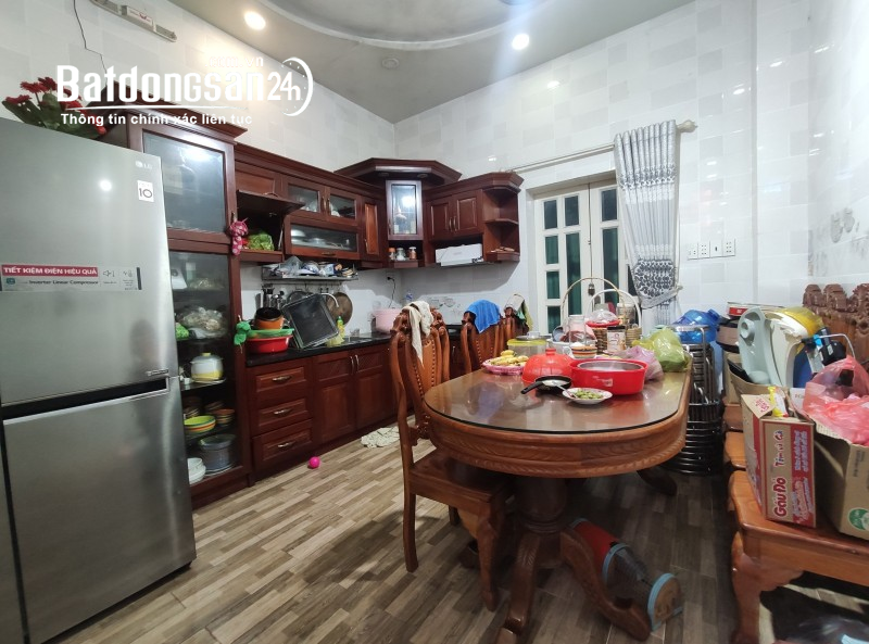 HẺM 3 GÁC ĐUA, MỄ CỐC, PHƯỜNG 15, Q8, 4 TẦNG, 110 M2, 5.4 TỶ.