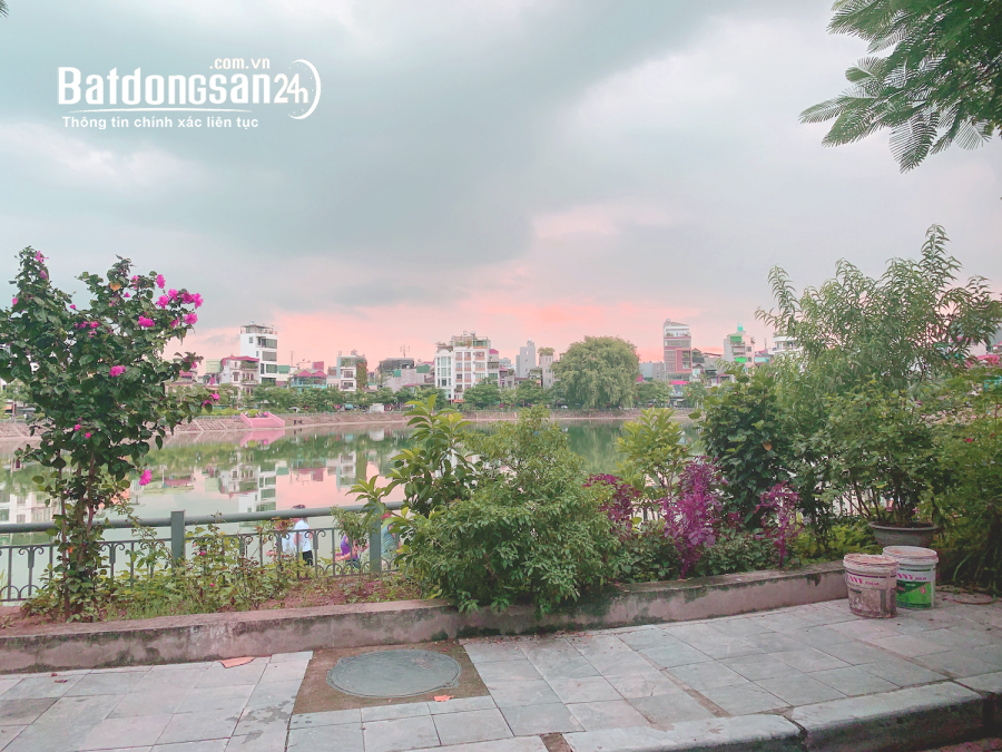 🔥 🔥 🔥Cực Hiếm Mặt Hồ_ View Hồ Bát Ngát_ Kinh Doanh Sầm Uất_10 tỷ