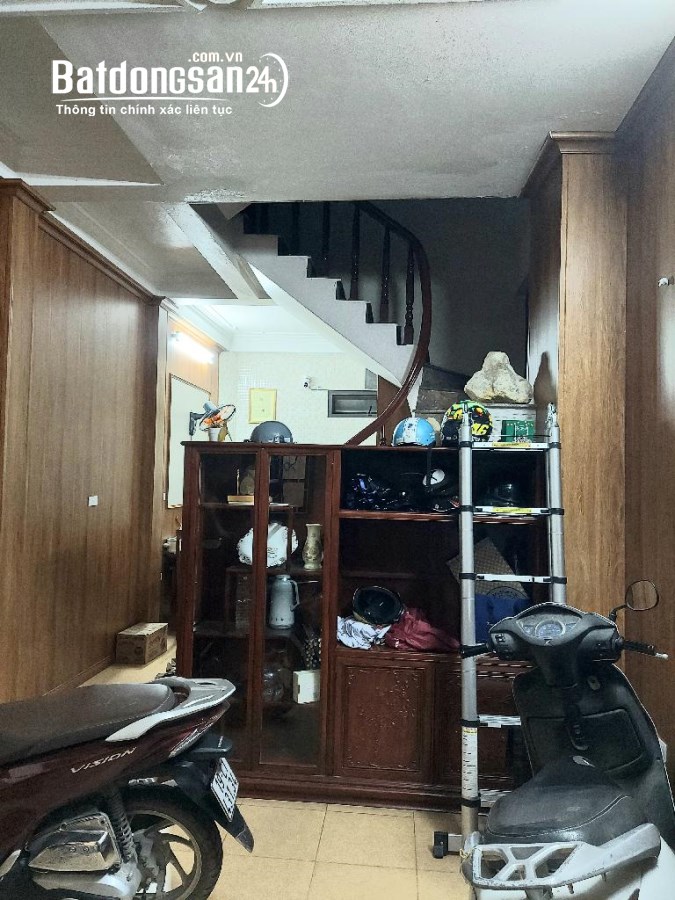Bán nhà Mễ Trì Thượng 34 m2 - 4 tầng Mễ Trì Nam Từ Liêm