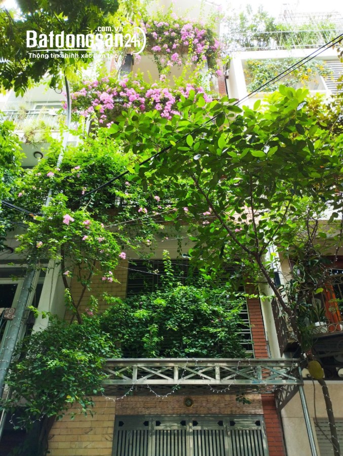 🏠 Đất mặt phố Vạn Phúc, vị trí đắc địa cho kinh doanh ngày đêm. Sổ hồng cất két, sẵn
