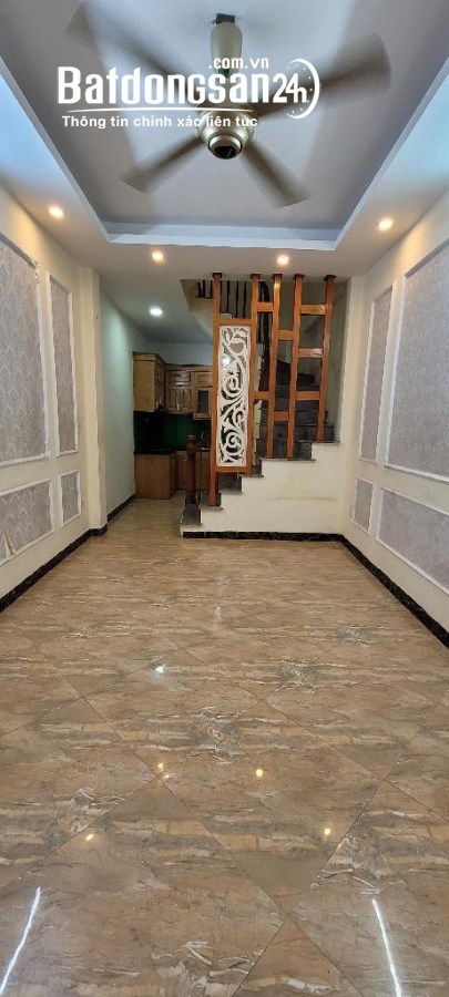 🏠 Đất mặt phố Vạn Phúc, vị trí đắc địa cho kinh doanh ngày đêm. Sổ hồng cất két, sẵn