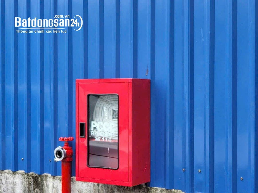 Cho thuê 800m2 Xưởng Tân Uyên , Gía : 35 triệu / tháng , PCCC vách tường