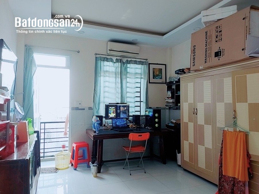 Nhà cực gần mặt tiền CMT8, Quận 3, 46m2, HXH, gÍá 5 tỷ