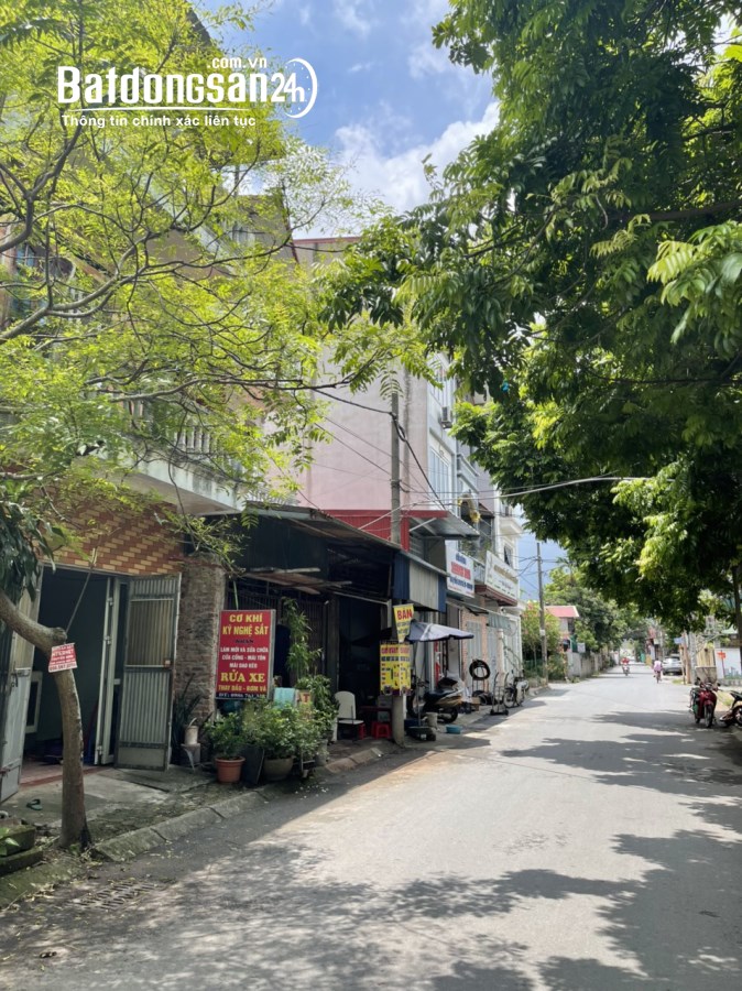 Bán nhà 2 tầng 72m trục chính kinh doanh đường thông oto tránh sát QL6