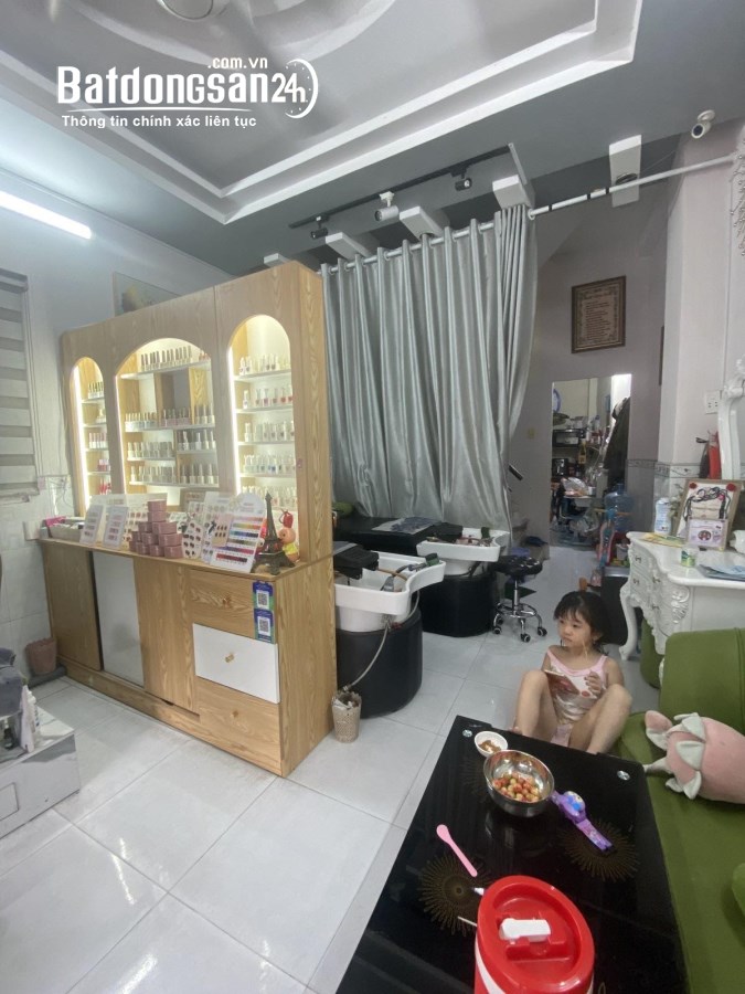 Bán nhà mặt phố Đường Lê Đình Thám, Phường Tân Quý, Quận Tân Phú