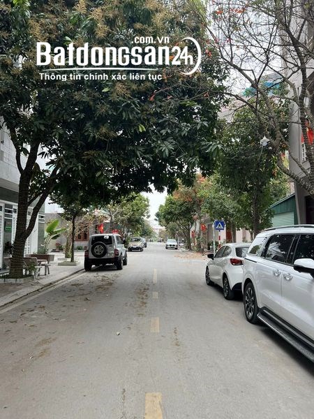 Bán đất KĐT Vạn Phúc, ph Thanh Bình, TP HD, 80m2, mt 4m, hướng tây, đường 13.5m, giá 