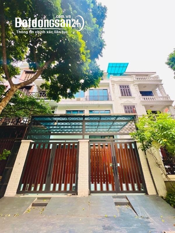 Bán nhà Phố Giảng Võ, Phường Cát Linh, Quận Đống Đa dt 70 m2 x 5 t mt 6 m - 25,5 tỷ