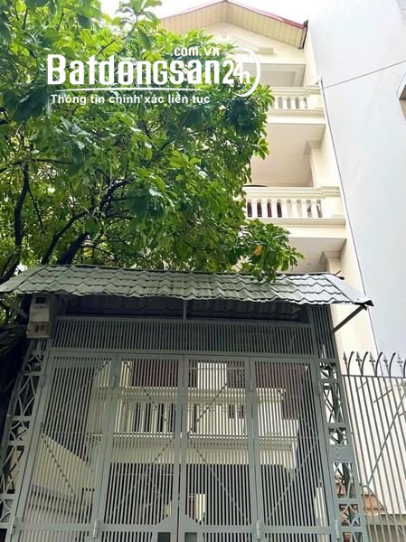 Cho thuê nhà  mặt đường có sân vườn, gara ô tô  Nguyễn Khang, Cầu Giấy 130m x 4T giá 