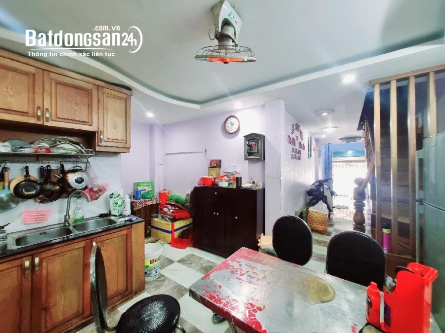 NHÀ 4 TẦNG XÂY DỰNG KIÊN CỐ ĐƯỜNG NGUYỄN NGỌC LỘC, P.14, Q.10, GIÁ 4.XXX TỶ