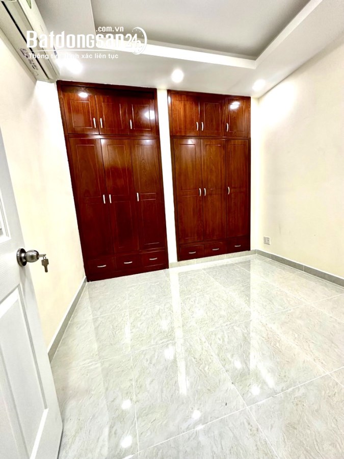 Nhà Đẹp Trung Tâm Gò Vấp- Sát Mặt Tiền KD - 5TỶ
