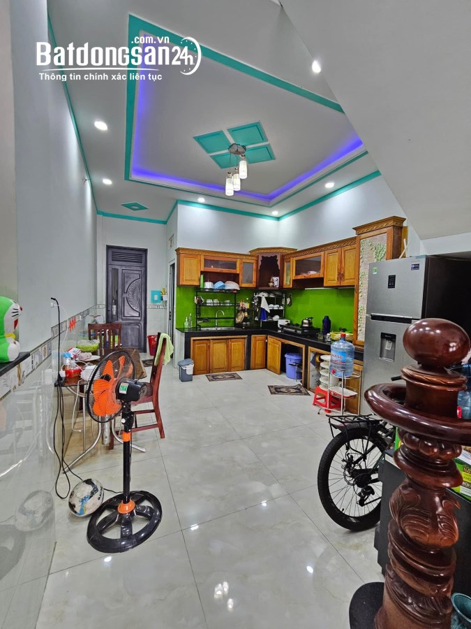 Bán nhà 1 trệt 1 lầu sổ riêng 48m2 Nguyễn Văn Bứa 