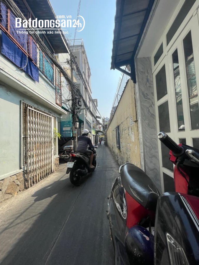Bán nhà Đường Nguyễn Khoái, Phường 2, Quận 4