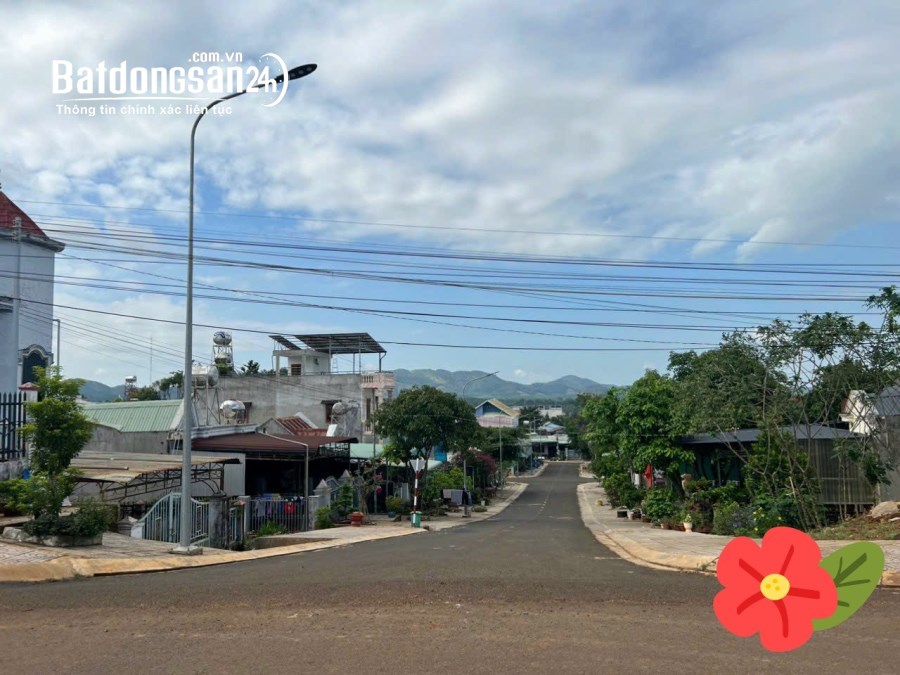 Bán gấp đất ngộp ngay trục chính đường nhựa liên huyện rộng 18m sổ sẵn giá rẻ nhất tt