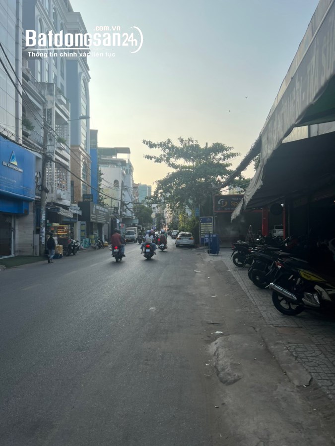 Bán nhà Đường Nguyễn Cửu Vân, Phường 17, Quận Bình Thạnh