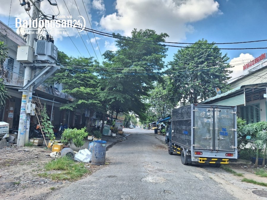 Đất KDC Thuận Giao, gần chợ Lâm Phát, 350m2 ngang 10x35m full thổ cư, xây tự do, 512