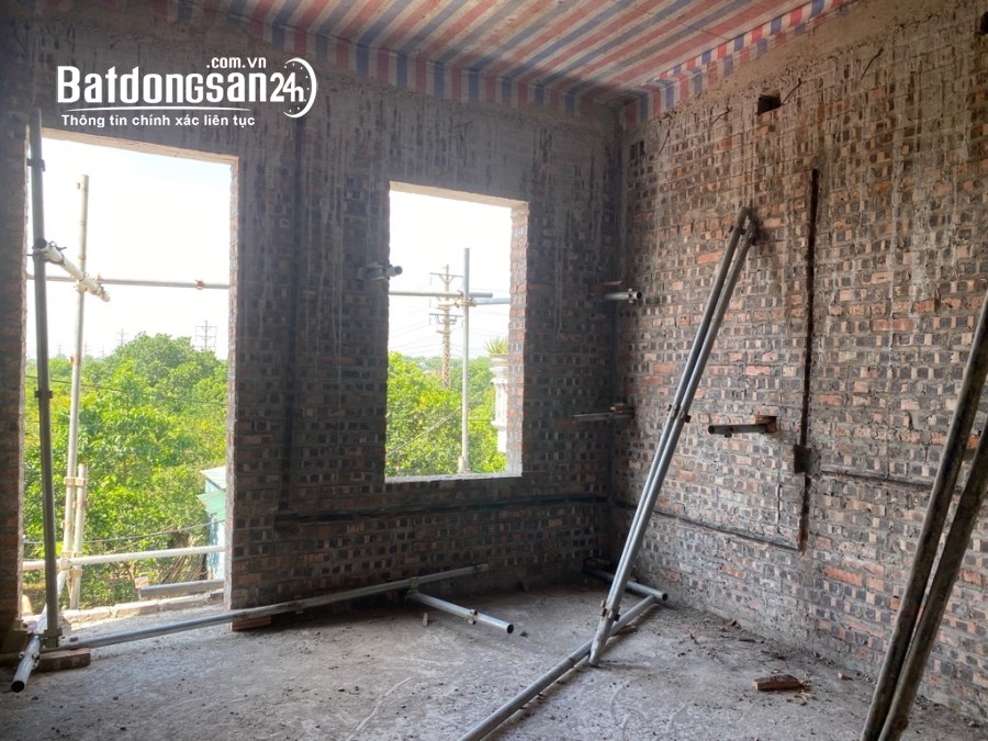 Gấp Gấp-Nhà 4 Tầng-DT 80M²-MT 4,1M-Tuân Lề-Tiên Dương-Đông Anh-Ô Tô Chạy Quanh