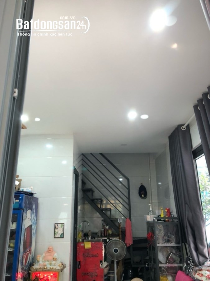 ✅NHÀ HIẾM-TÔ HIẾN THÀNH-QUẬN 10-HXH ĐỖ CỬA -16M2-2 TẦNG-CHỈ 2,X TỶ
