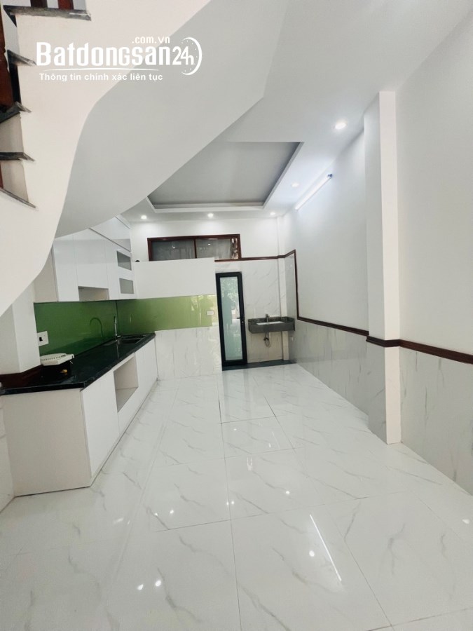 40m NHÀ 5 TẦNG MỚI ĐẸP - VỊ TRÍ ĐỈNH - ÔTÔ ĐỖ CỔNG - 2 THOÁNG - KHU VỰC PHÁT TRIỂN - 