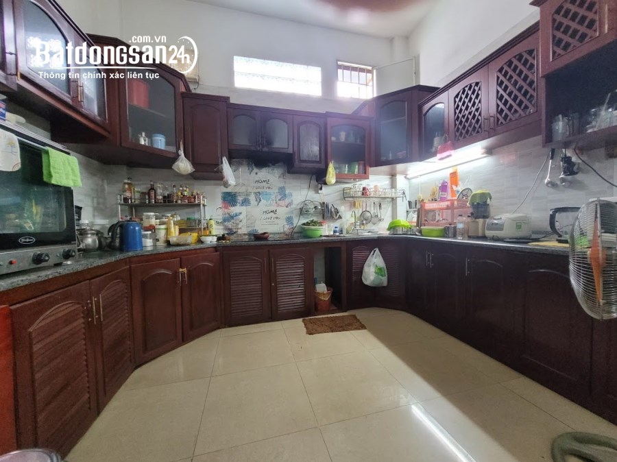 (Thủ Đức)bán nhà mặt tiền Lý Tế Xuyên,P.Linh Đông,98m2,3tầng,9.9tỷ.