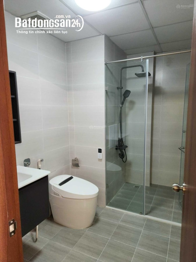 Bán chung cư N04, N05 Trần Quý Kiên 66m2, 2PN, Full đồ đẹp, giá 4 tỷ