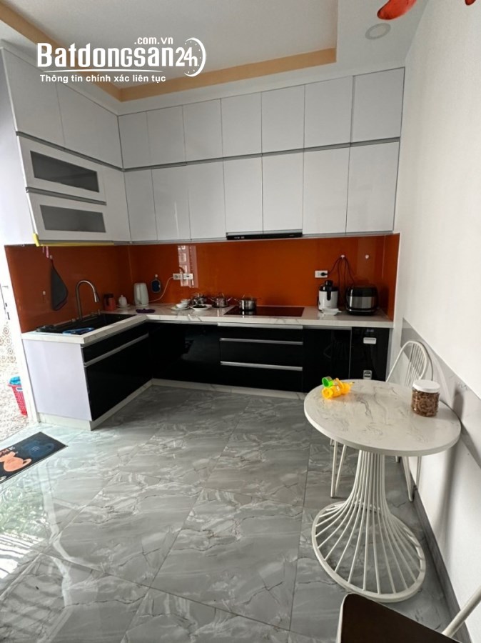 Bán nhà mặt phố Đường Nguyễn Tư Nghiêm, Phường Bình Trưng Tây, TpThủ Đức (Quận 2)