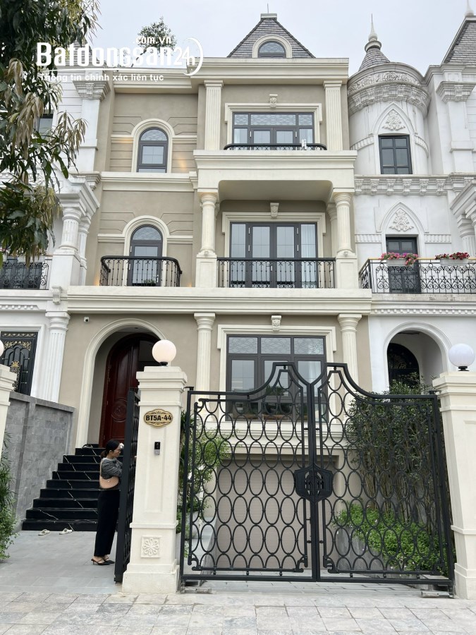 Bán biệt thự, villas Đường Võ Chí Công, Phường Phú Thượng, Quận Tây Hồ