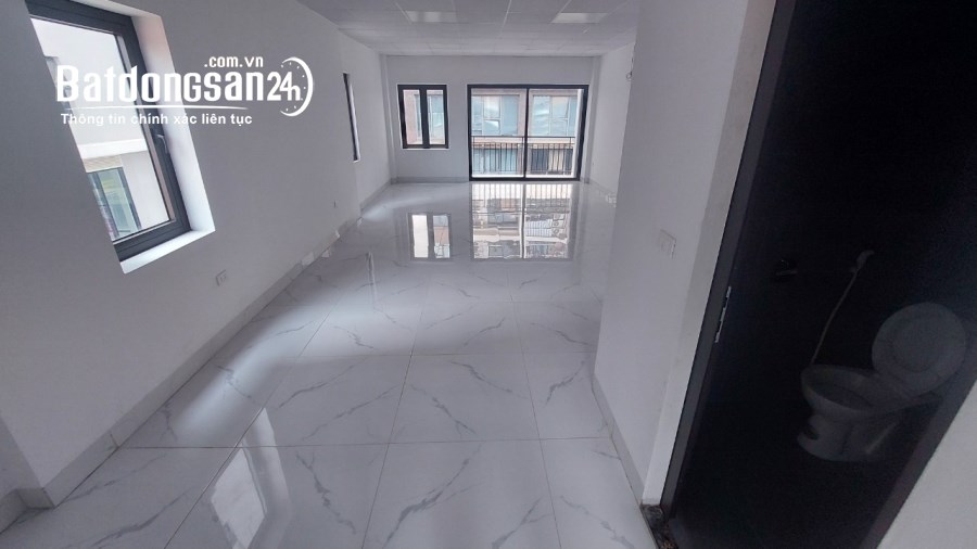 Cho thuê Liền kề Định Công - Căn góc 85m2 x 5 tầng thang máy, đường 11m - Ký lâu dài