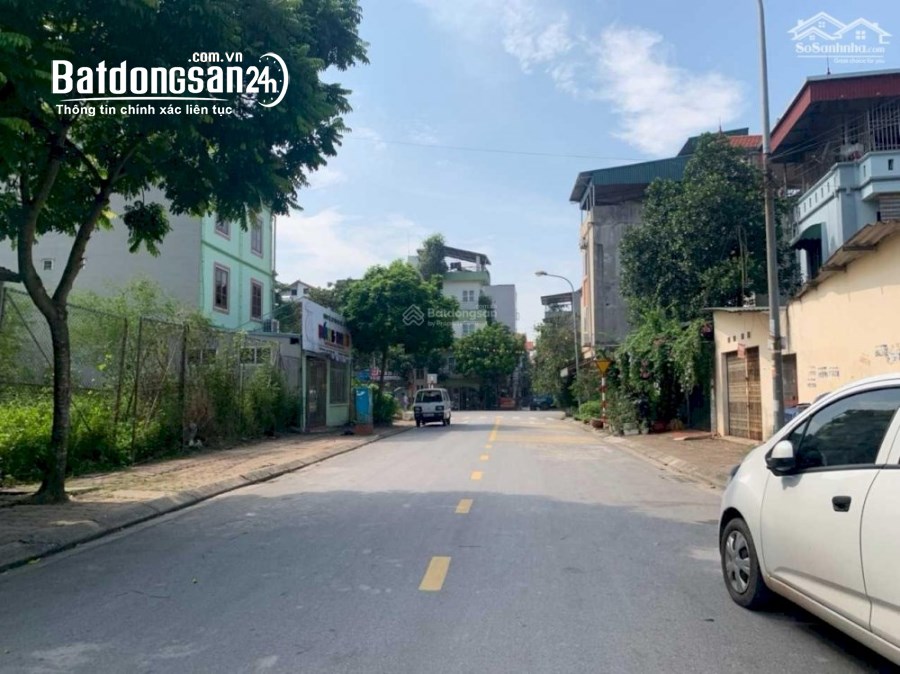 Bán đất Trung tâm Trâu Quỳ lô góc khu 31ha 140m2 đường 13m kinh doanh.0982852808