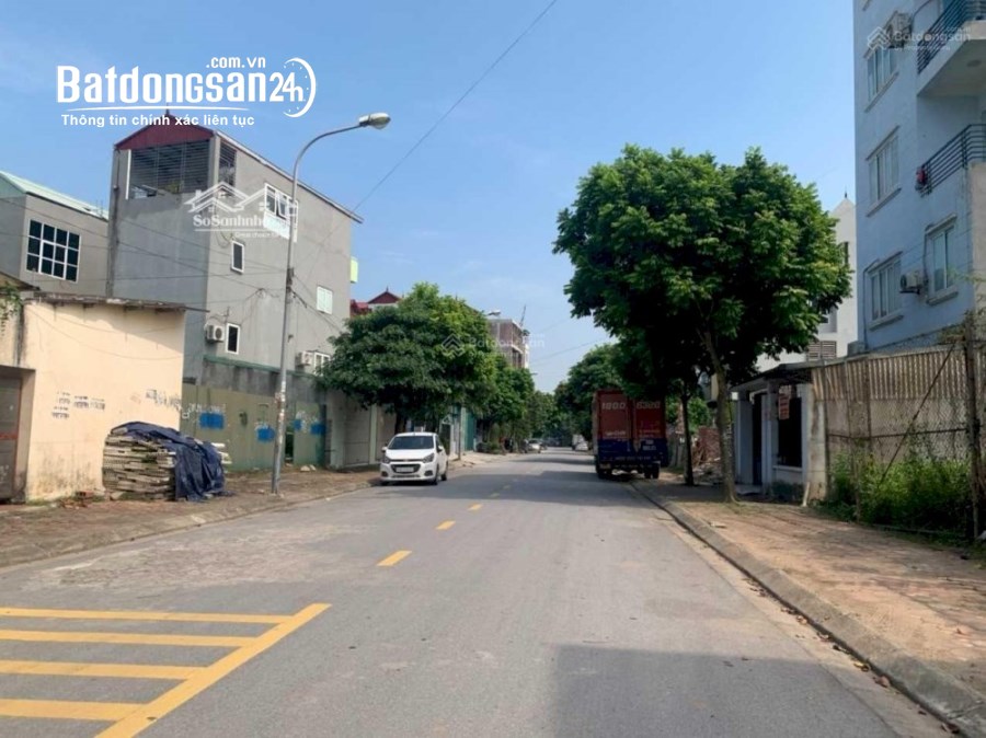 Bán đất Trung tâm Trâu Quỳ lô góc khu 31ha 140m2 đường 13m kinh doanh.0982852808
