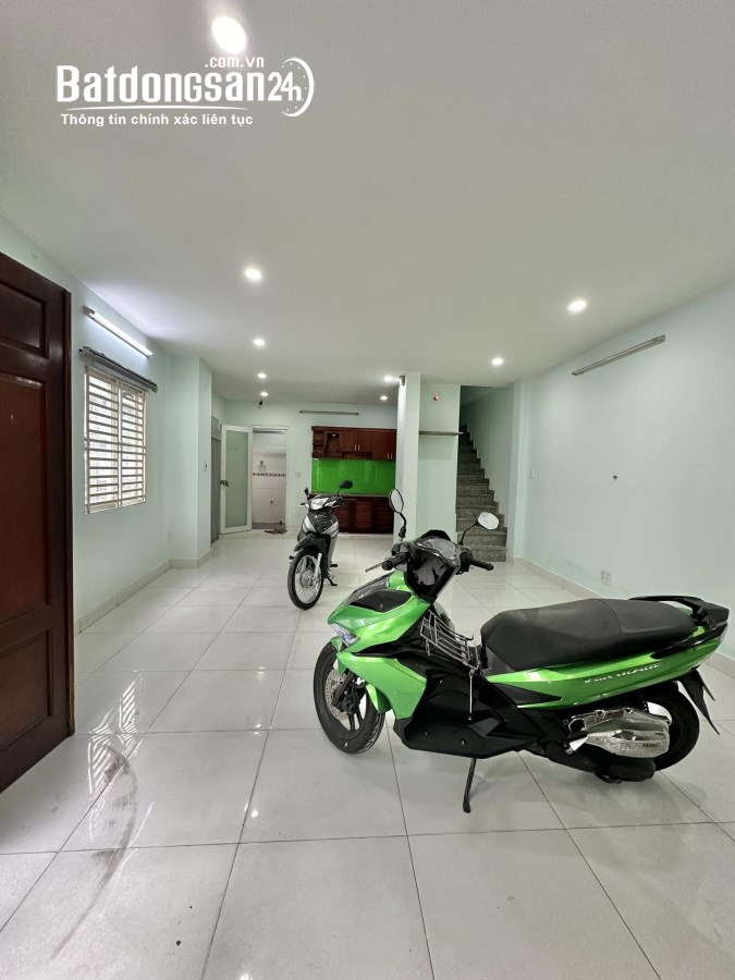 Bán nhà Đường Nguyễn Ngọc Lộc, Phường 14, Quận 10