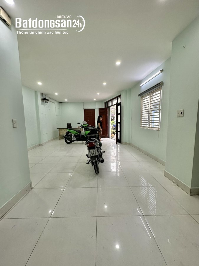 Bán nhà Đường Nguyễn Ngọc Lộc, Phường 14, Quận 10