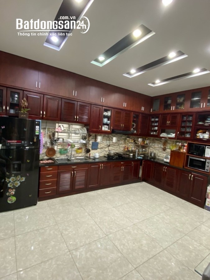 Biệt Thự Bành Văn Trân, Giáp Quận 10, 130m2, 3 Tầng Mới, Ngang Gần 10m, Nhỉnh 19 Tỷ 
