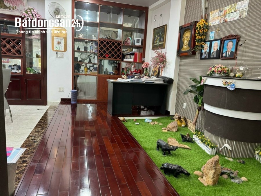 Biệt Thự Bành Văn Trân, Giáp Quận 10, 130m2, 3 Tầng Mới, Ngang Gần 10m, Nhỉnh 19 Tỷ 