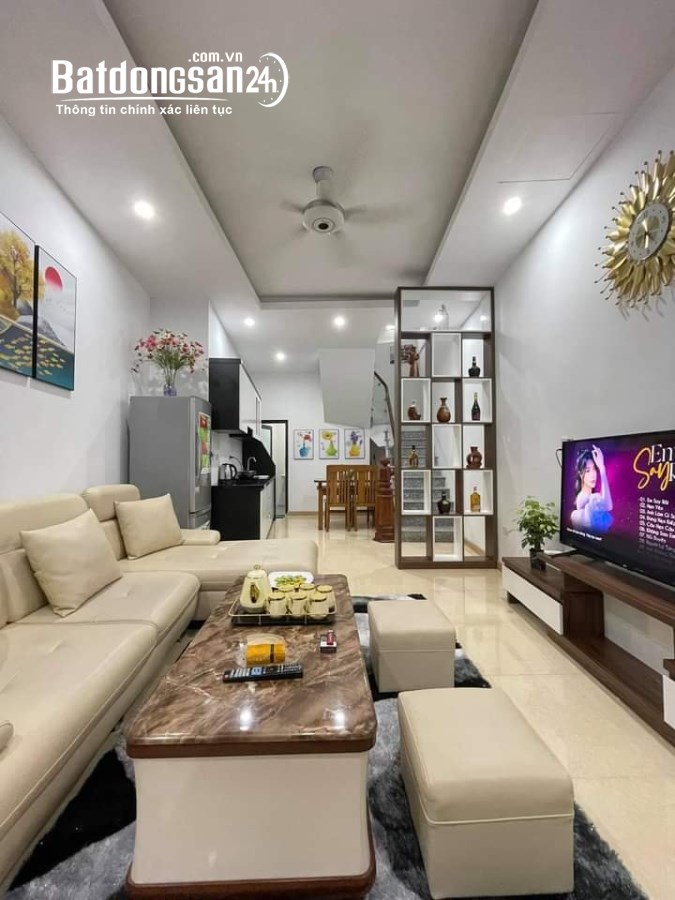 Bán nhà Đường Phố Trạm, Phường Long Biên, Quận Long Biên