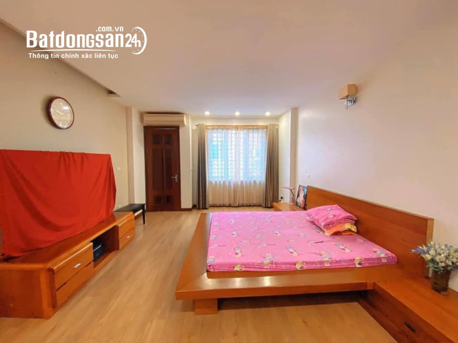 Bán nhà phố Đỗ Quang, Cầu Giấy 47m, 5 tầng, mt 4.6m. Giá: 25.5 tỷ