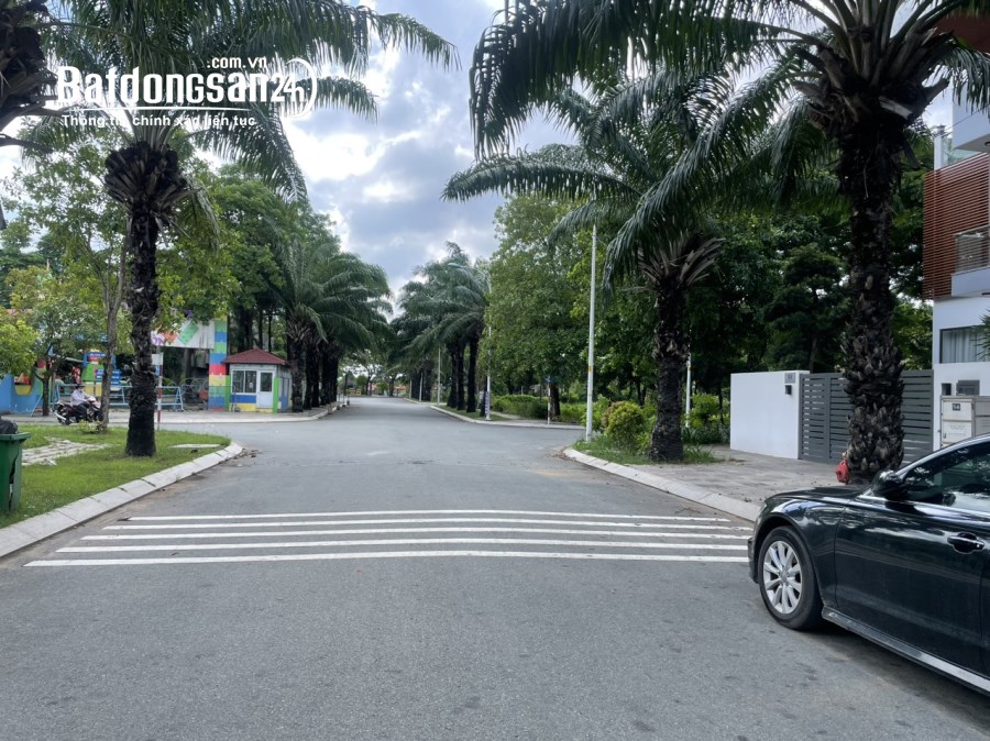 Bán đất biệt thự dự án BCR Tam Đa, 2 mặt tiền đường, ngay trục chính, khu vui chơi