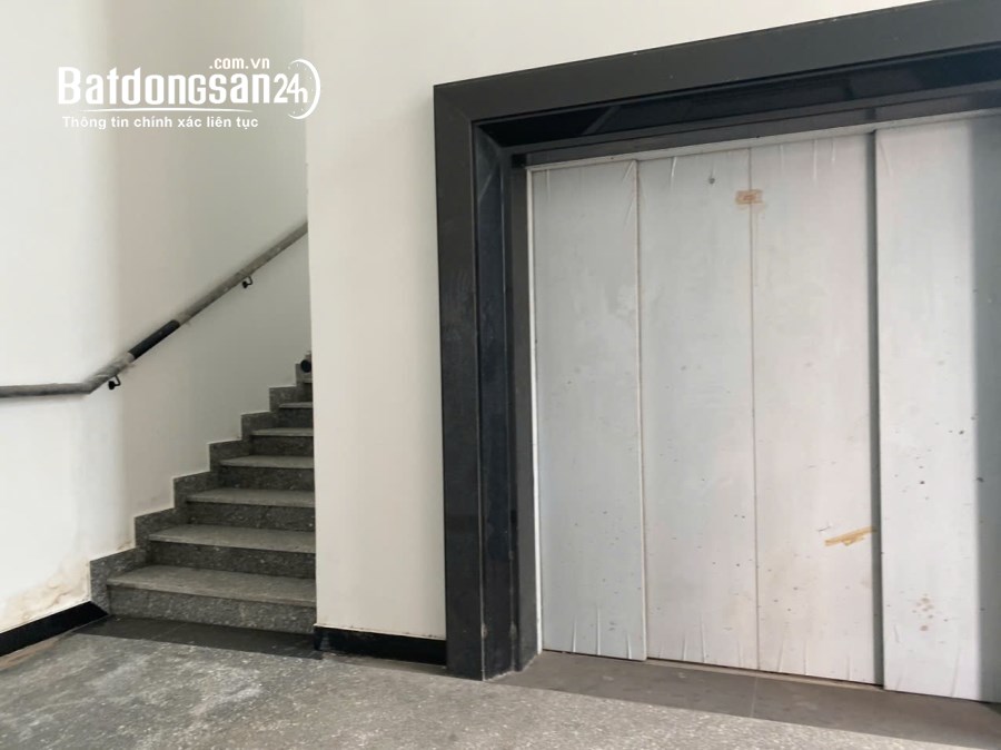 Cho thuê  xưởng diện tích 10.368 m2, 5.200 m2  trong kcn Sóng Thần, Dĩ An, Bình Dưong