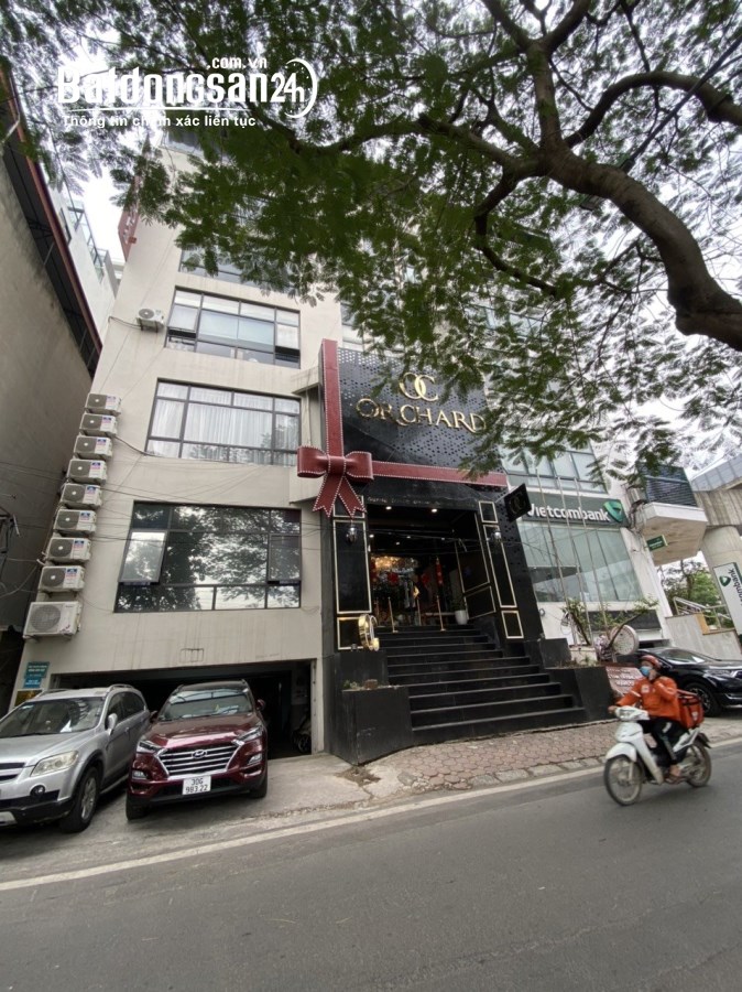 Chính chủ cho thuê Văn phòng 55m2 full tiện ích view hồ Hoàng Cầu, Đống Đa, Hà Nội