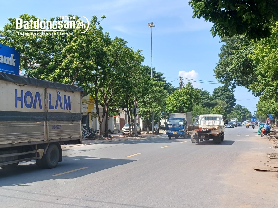 Bán nhà Hà Huy Tập, Yên Viên. Mặt phố kinh doanh, vỉa hè rộng, 130m2 giá 7,7 tỷ
