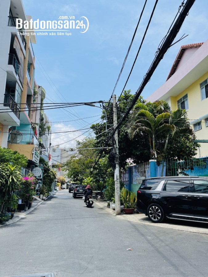 BÁN NHÀ HẺM XE TẢI NGUYỄN SƠN, TÂN PHÚ - 61M2 NGANG 4.3, 5 TẦNG BTCT - CHỈ 7.X TỶ.