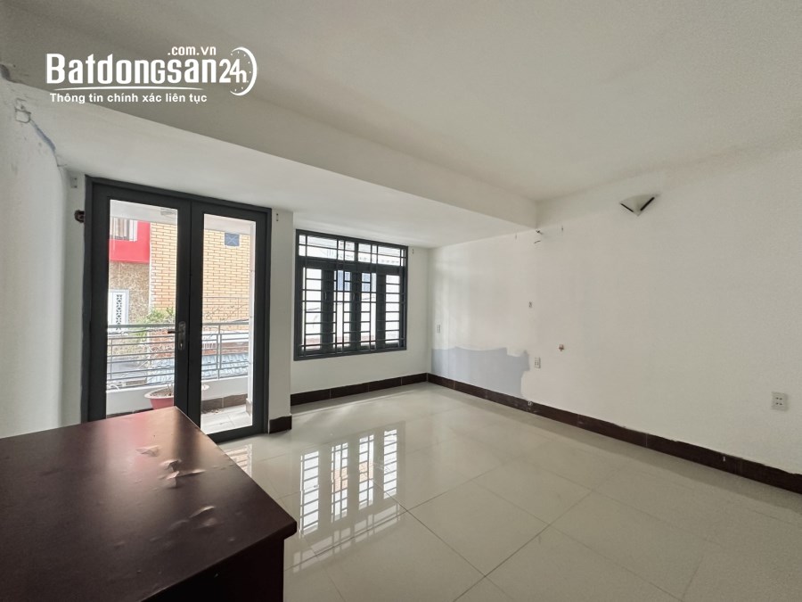 BÁN NHÀ HẺM XE TẢI NGUYỄN SƠN, TÂN PHÚ - 61M2 NGANG 4.3, 5 TẦNG BTCT - CHỈ 7.X TỶ.