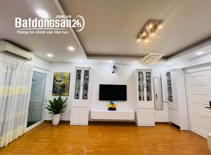 Bán chung cư Cenland Nguyễn Ngọc Vũ Cầu Giấy 77m giá 4.6 tỷ, nhà đẹp, full nội thất