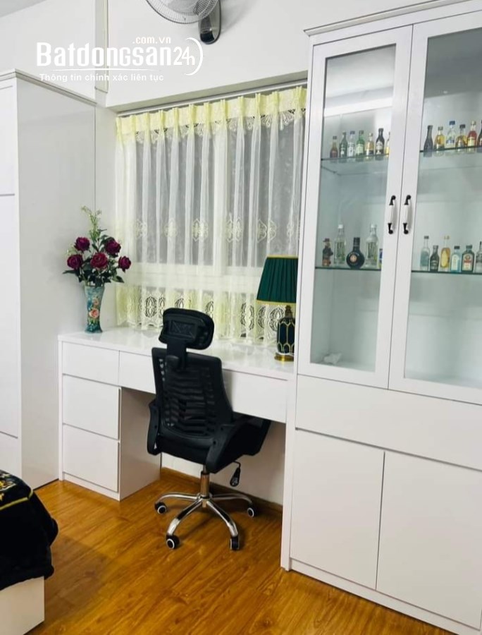 Bán chung cư Cenland Nguyễn Ngọc Vũ Cầu Giấy 77m giá 4.6 tỷ, nhà đẹp, full nội thất